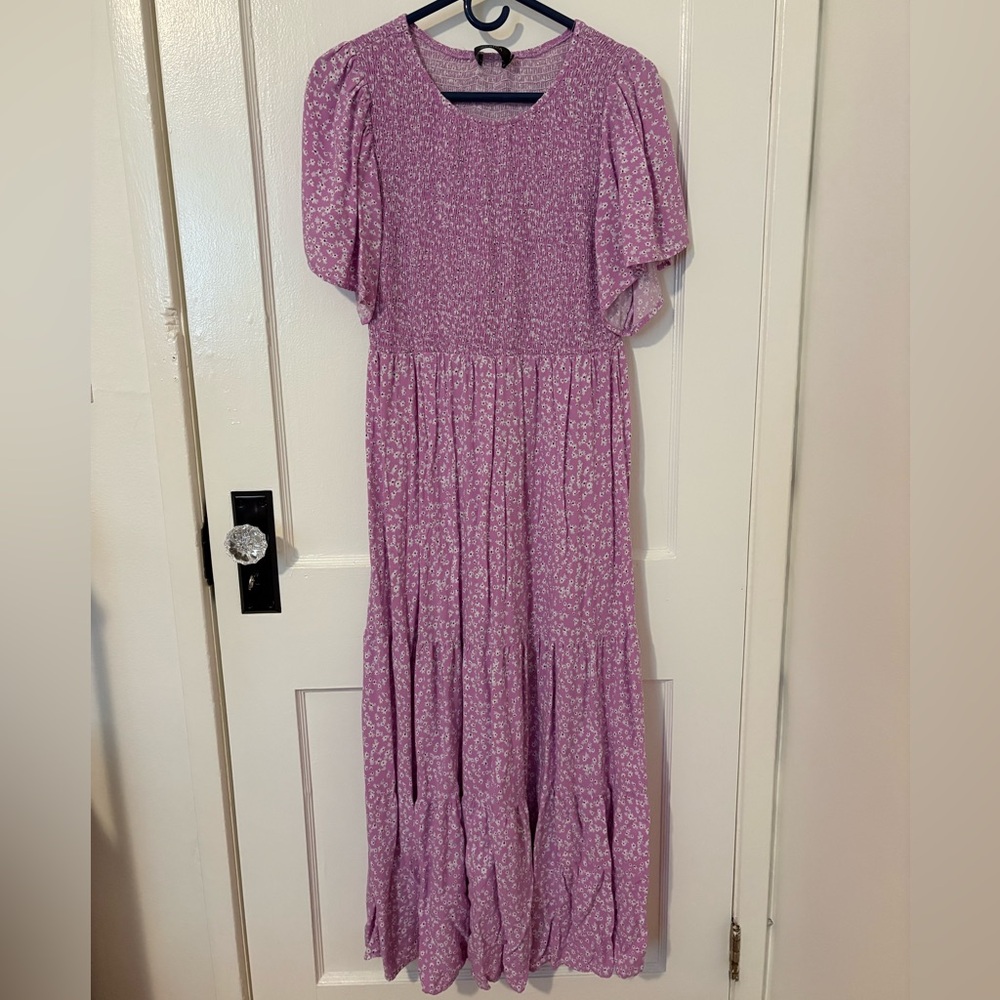 Chic Lavender Maxi Dress